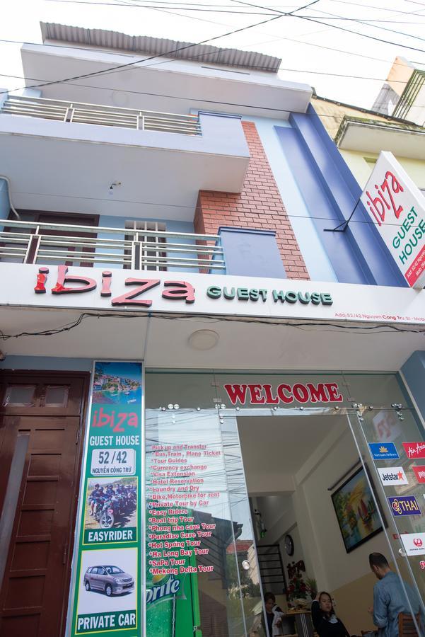 Ibiza Hostel Hue Zewnętrze zdjęcie